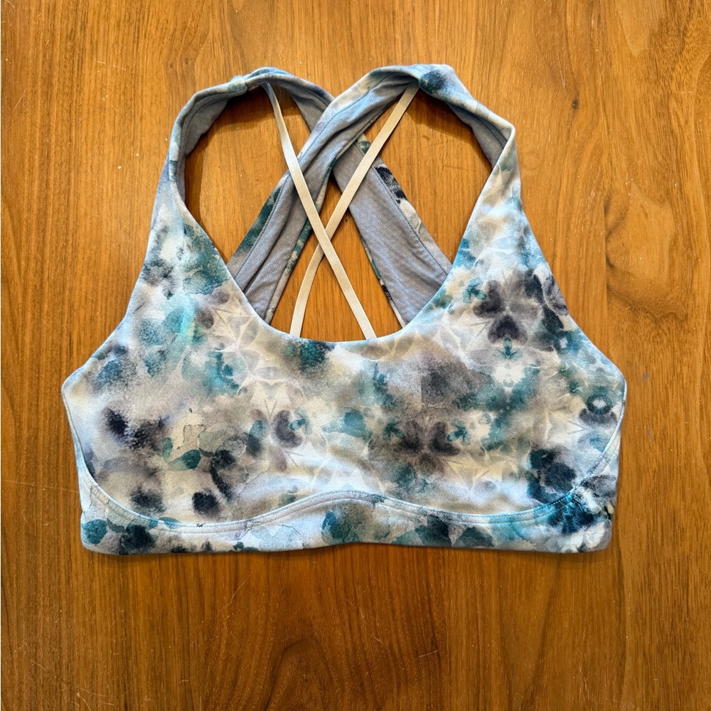 Lululemon Light Support Nulu Yoga Bra